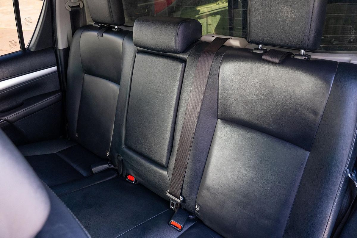 2017 Toyota Hilux SR5 GUN126R 4X4