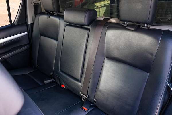 2017 Toyota Hilux SR5 GUN126R 4X4