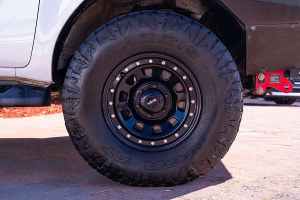 2017 Toyota Hilux SR5 GUN126R 4X4