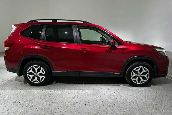 2021 Subaru Forester 2.5i S5