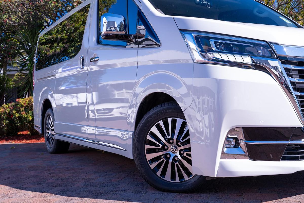 2019 Toyota Granvia VX GDH303R