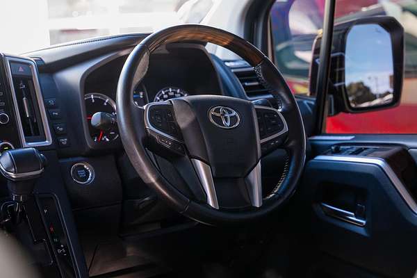 2019 Toyota Granvia VX GDH303R