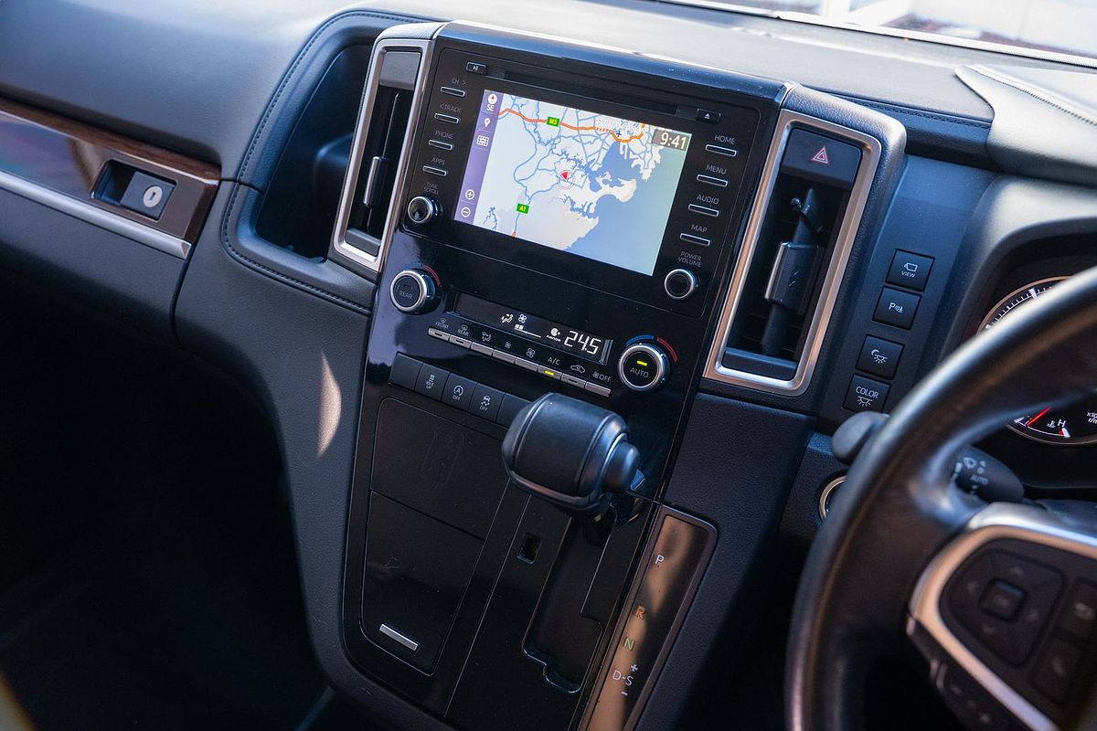 2019 Toyota Granvia VX GDH303R