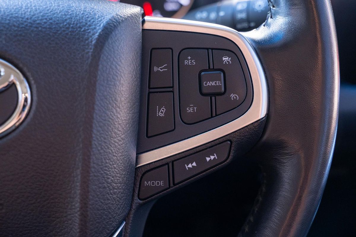 2019 Toyota Granvia VX GDH303R
