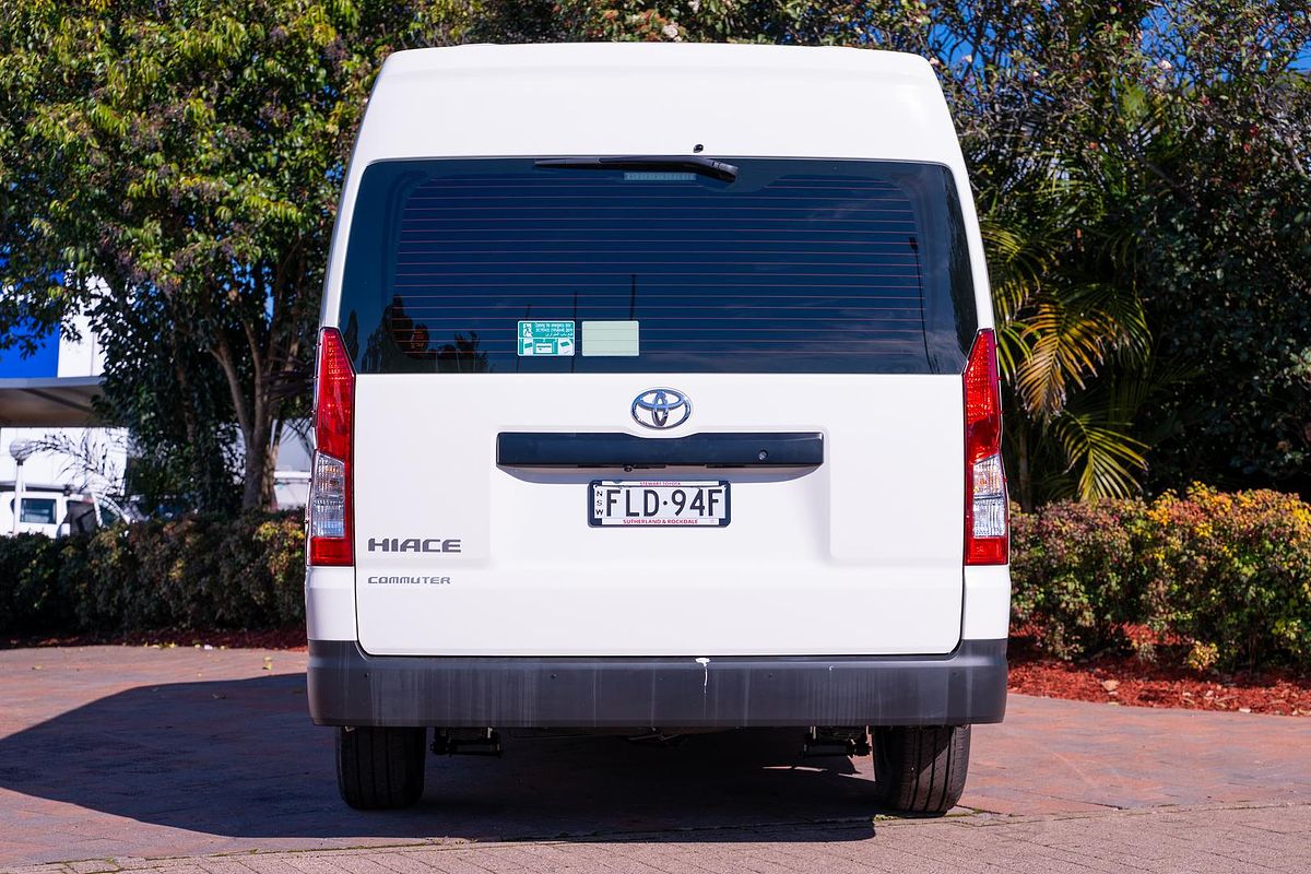 2025 Toyota Hiace Commuter GDH322R