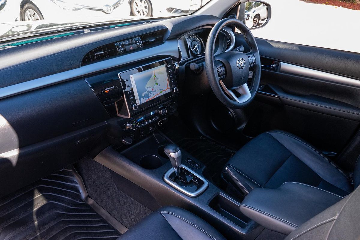 2021 Toyota Hilux SR5 GUN126R 4X4