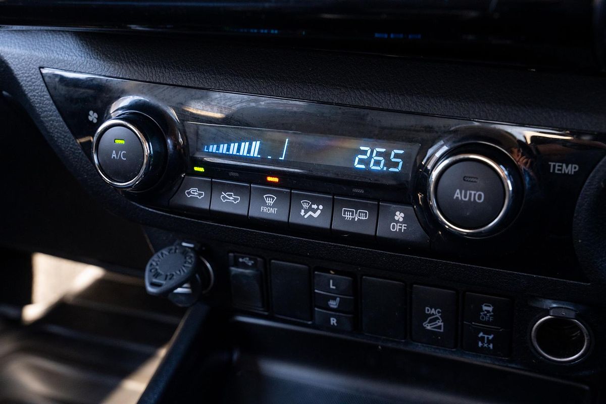 2021 Toyota Hilux SR5 GUN126R 4X4