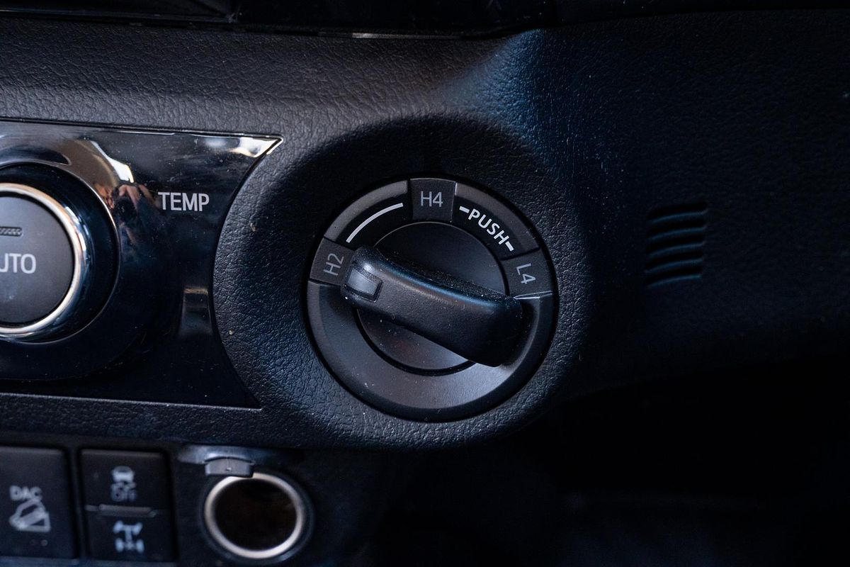 2021 Toyota Hilux SR5 GUN126R 4X4