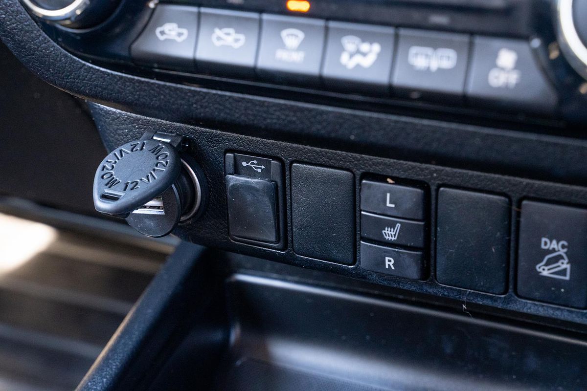 2021 Toyota Hilux SR5 GUN126R 4X4