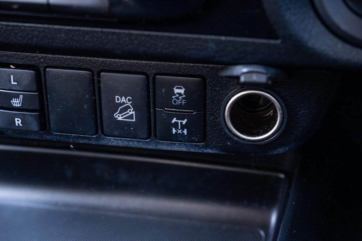 2021 Toyota Hilux SR5 GUN126R 4X4