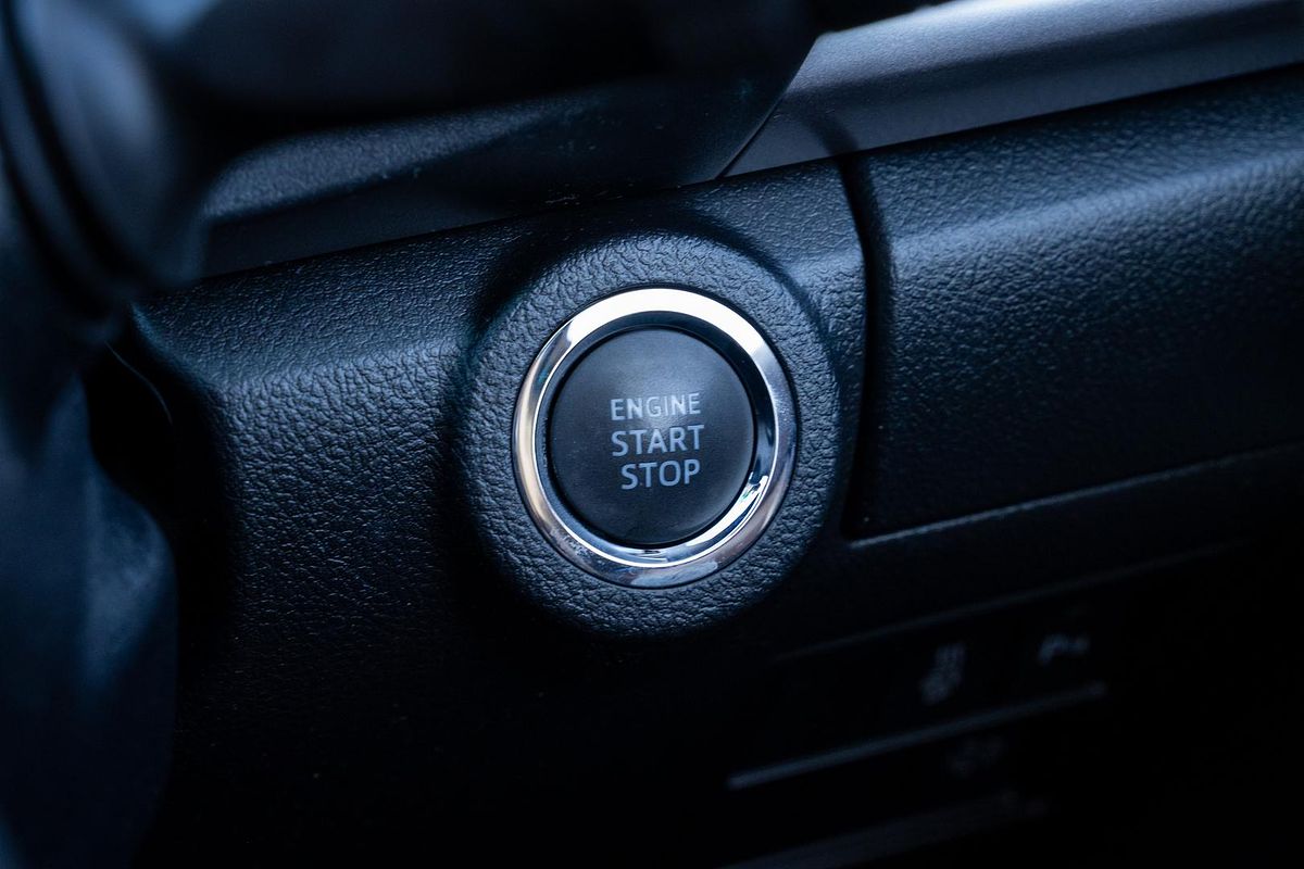 2021 Toyota Hilux SR5 GUN126R 4X4