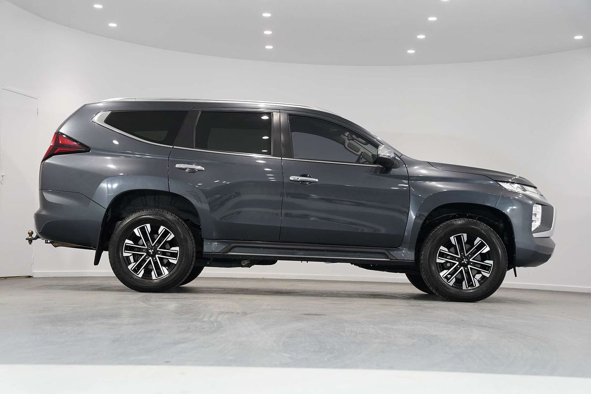 2020 Mitsubishi Pajero Sport GLS QF