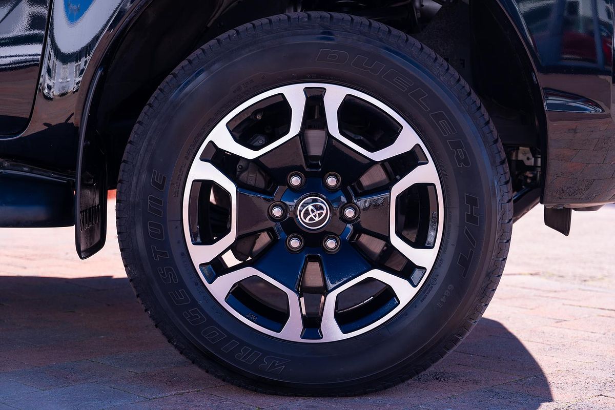 2021 Toyota Hilux SR5 GUN126R 4X4