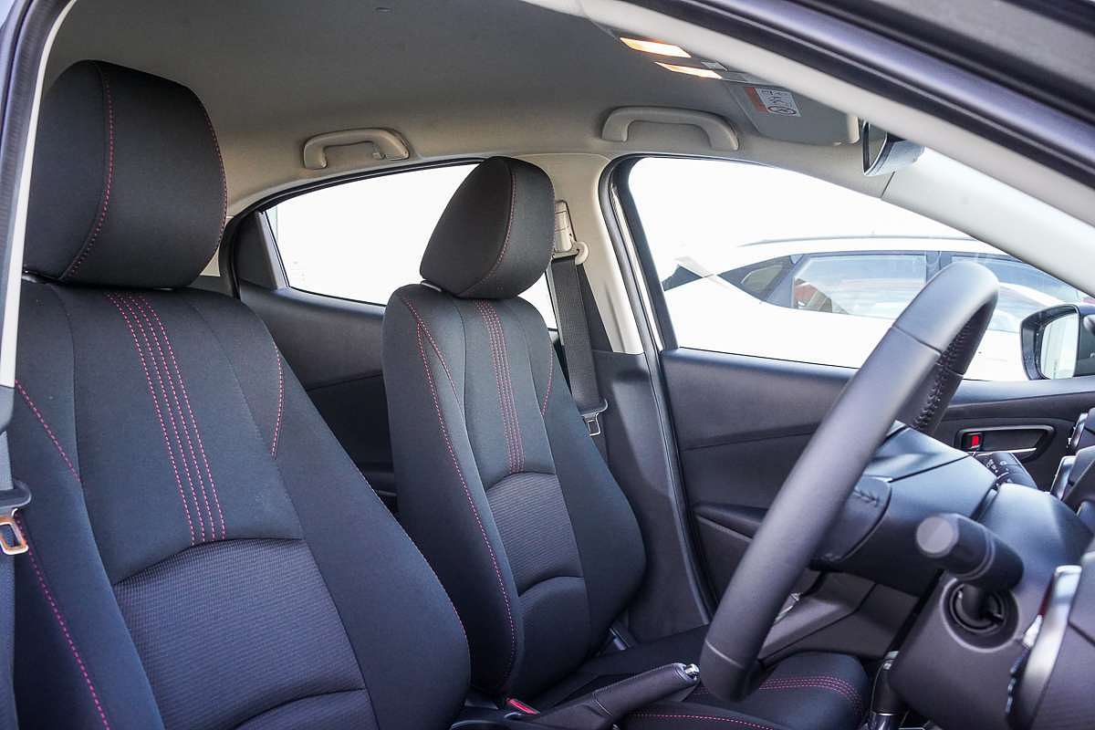 2025 Mazda 2 G15 Evolve DJ Series