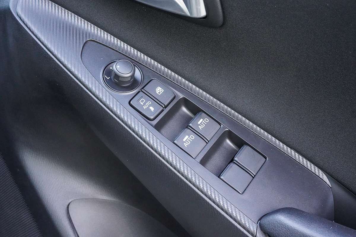 2025 Mazda 2 G15 Evolve DJ Series