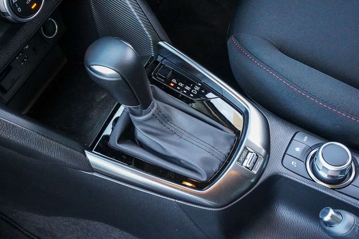 2025 Mazda 2 G15 Evolve DJ Series