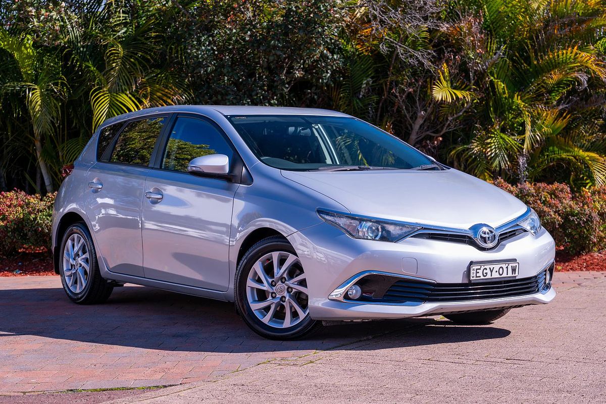 2016 Toyota Corolla Ascent Sport ZRE182R
