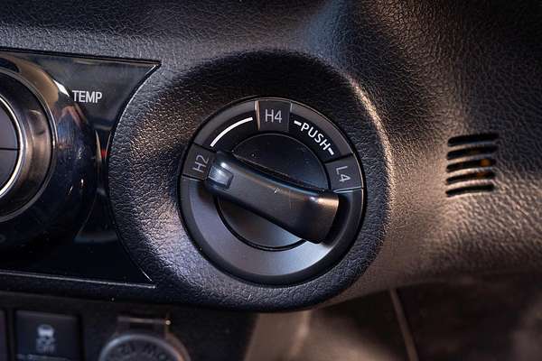 2022 Toyota Hilux SR5 GUN126R 4X4