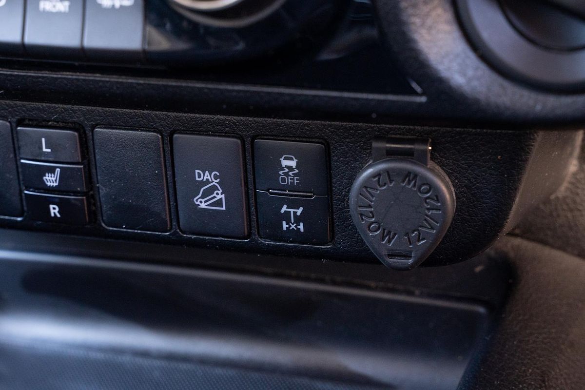 2022 Toyota Hilux SR5 GUN126R 4X4
