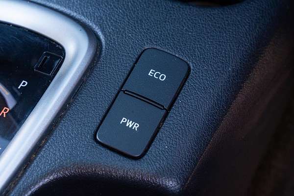 2022 Toyota Hilux SR5 GUN126R 4X4