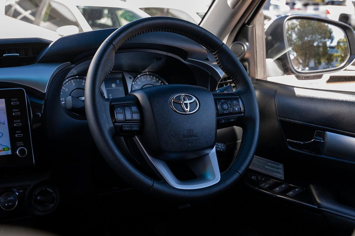 2022 Toyota Hilux SR5 GUN126R 4X4