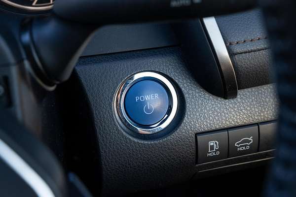 2020 Toyota Camry SL AXVH71R