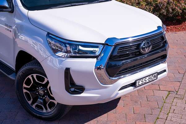 2022 Toyota Hilux SR5 GUN126R 4X4