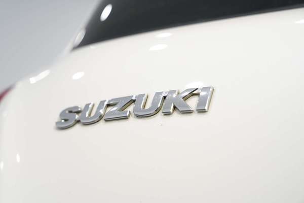 2016 Suzuki Swift GL Navigator FZ