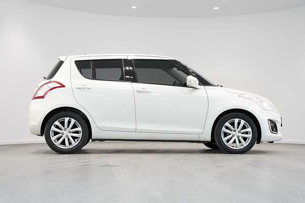 2016 Suzuki Swift GL Navigator FZ