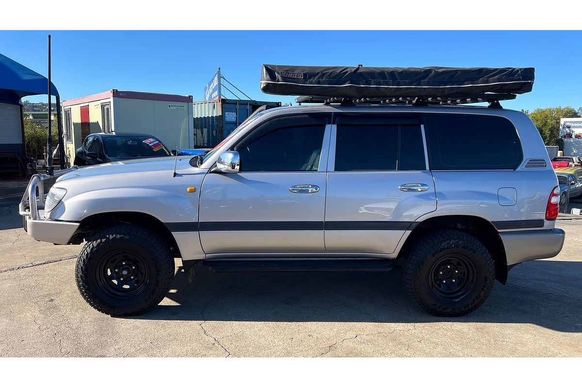 2003 Toyota Landcruiser GXL UZJ100R