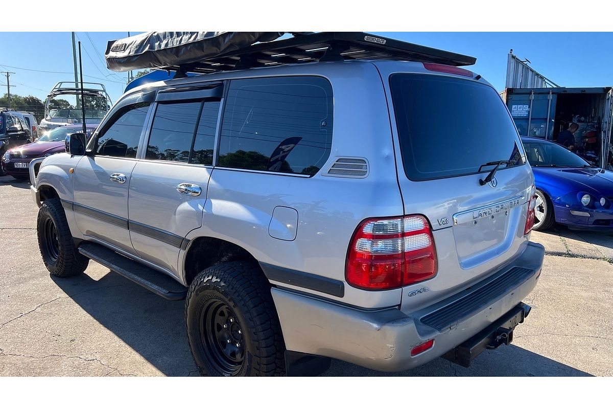 2003 Toyota Landcruiser GXL UZJ100R