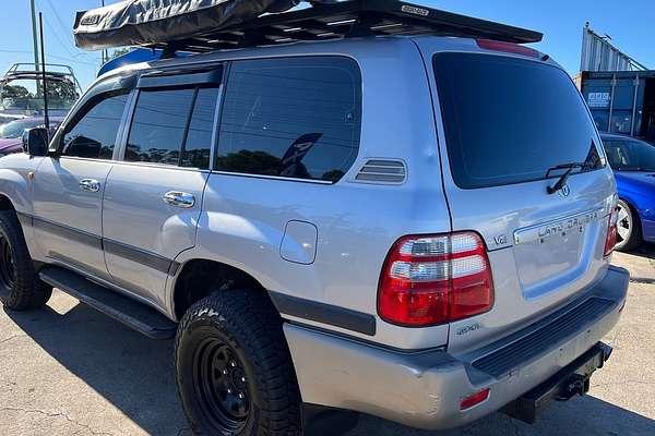 2003 Toyota Landcruiser GXL UZJ100R