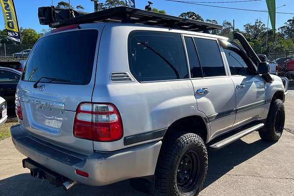 2003 Toyota Landcruiser GXL UZJ100R