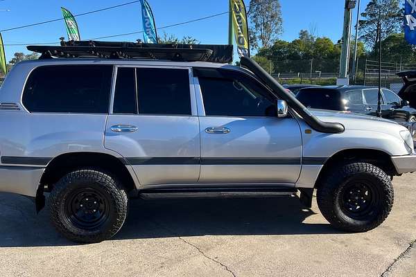2003 Toyota Landcruiser GXL UZJ100R