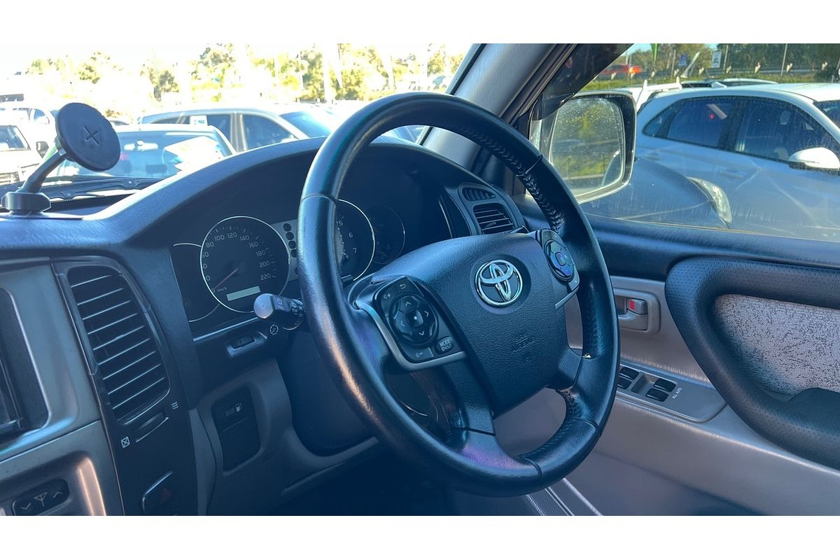 2003 Toyota Landcruiser GXL UZJ100R