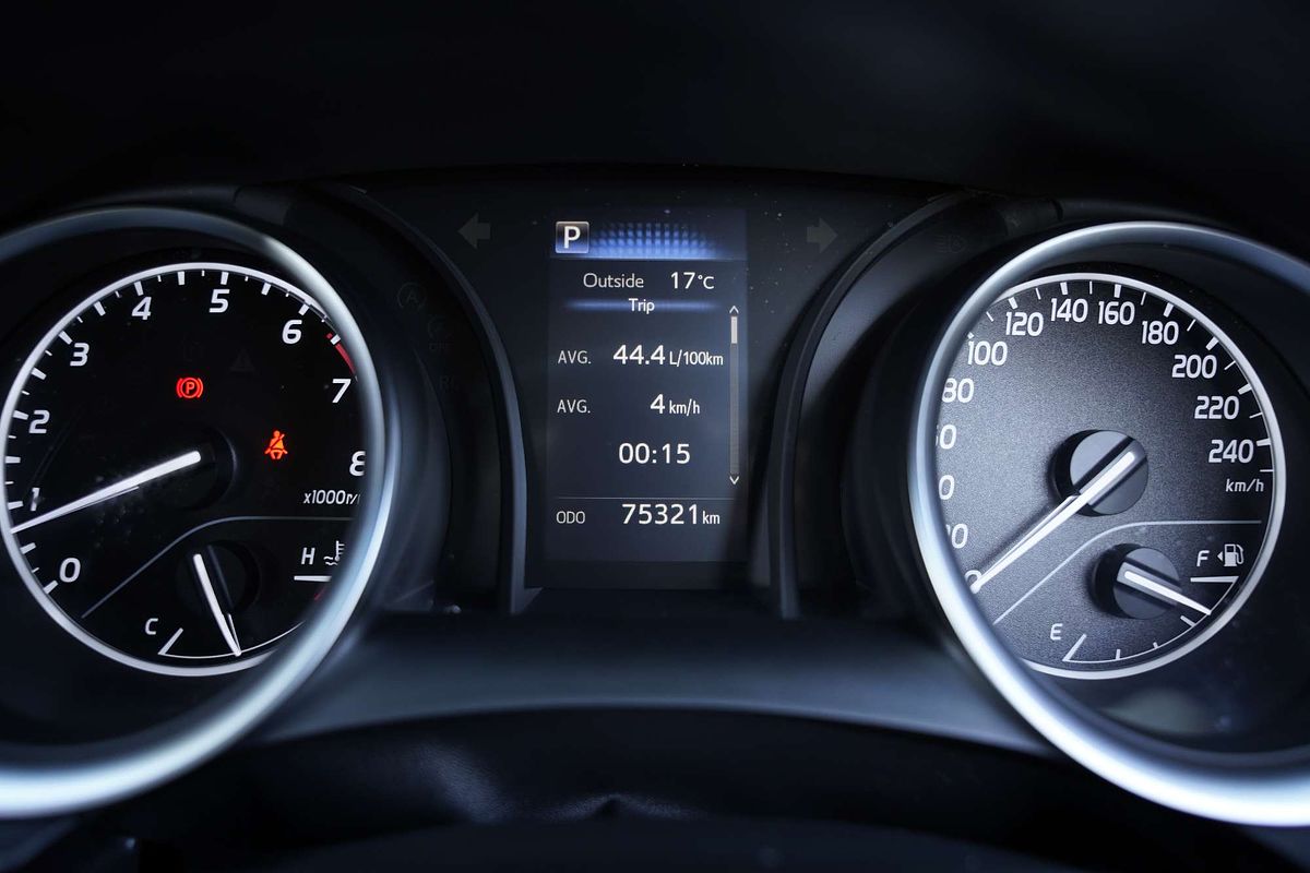 2019 Toyota Camry Ascent ASV70R