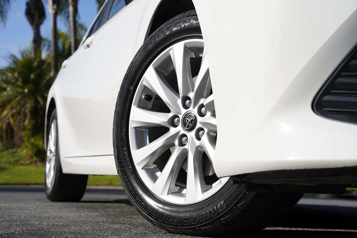 2019 Toyota Camry Ascent ASV70R
