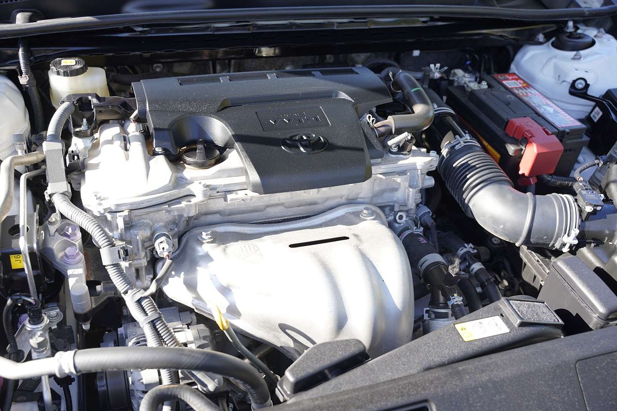 2019 Toyota Camry Ascent ASV70R