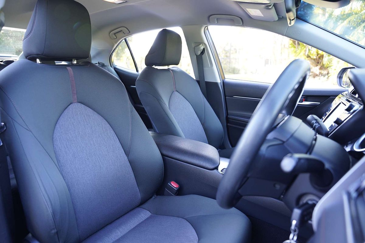 2019 Toyota Camry Ascent ASV70R
