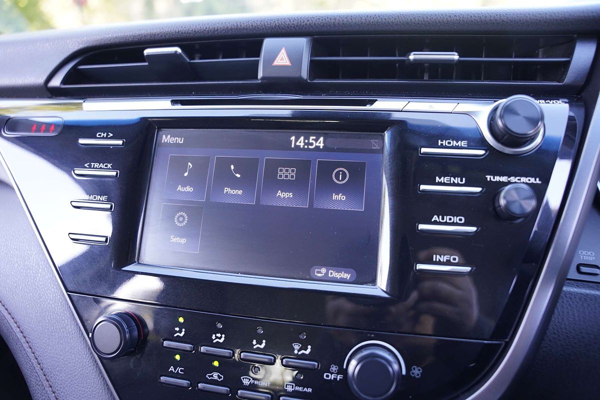 2019 Toyota Camry Ascent ASV70R
