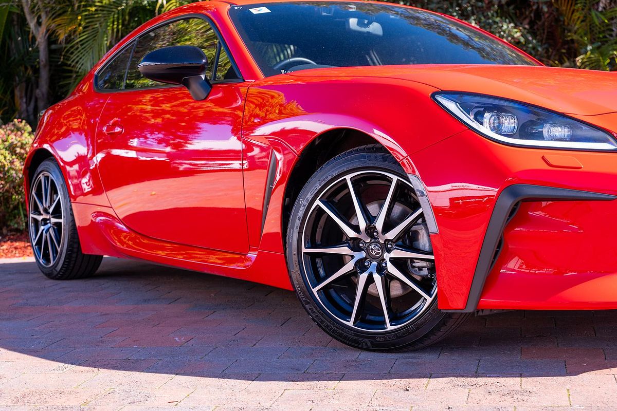 2024 Toyota GR86 GT ZN8