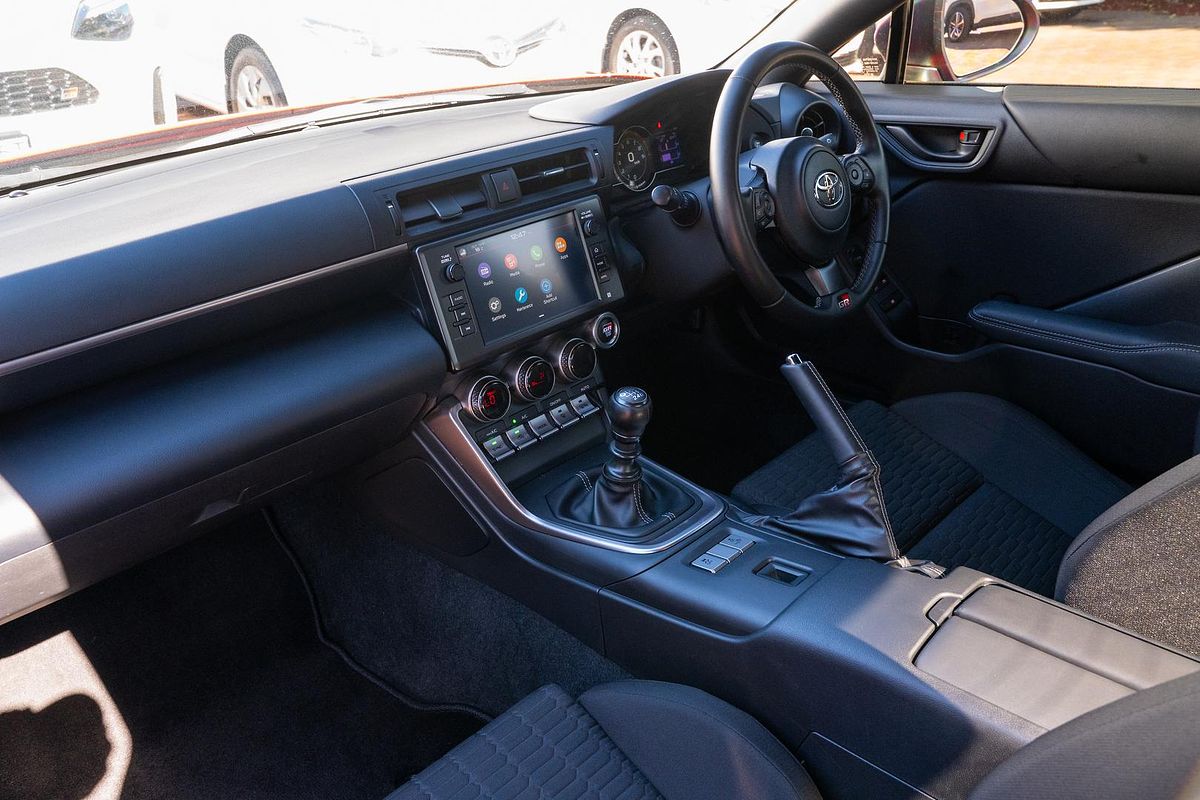 2024 Toyota GR86 GT ZN8
