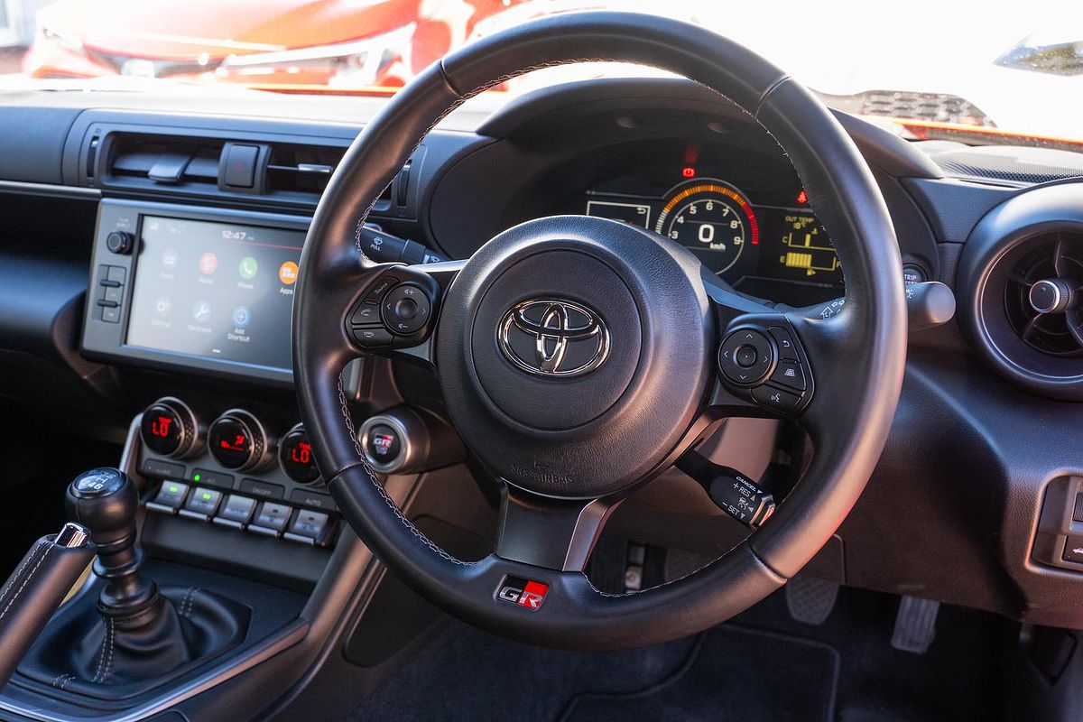 2024 Toyota GR86 GT ZN8