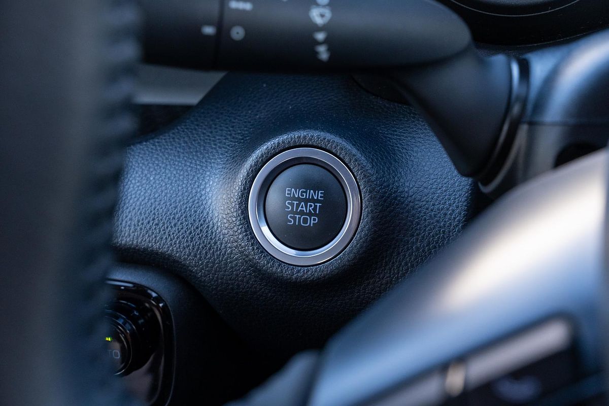 2021 Toyota Yaris SX MXPA10R
