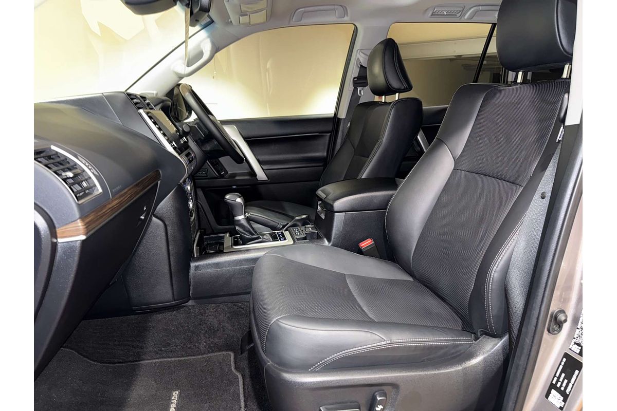 2023 Toyota Landcruiser Prado Kakadu GDJ150R