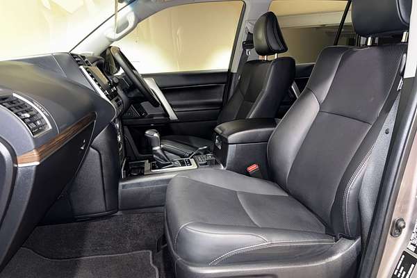 2023 Toyota Landcruiser Prado Kakadu GDJ150R