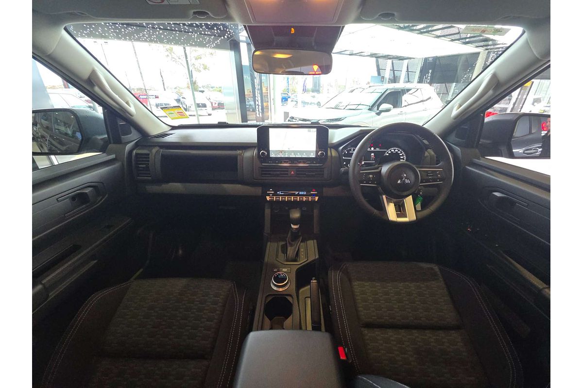 2025 Mitsubishi Triton GLX-R MV 4X4