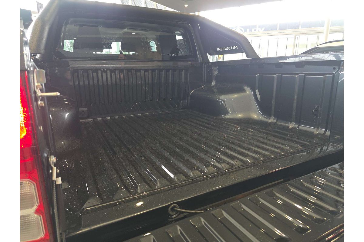 2025 Mitsubishi Triton GLX-R MV 4X4