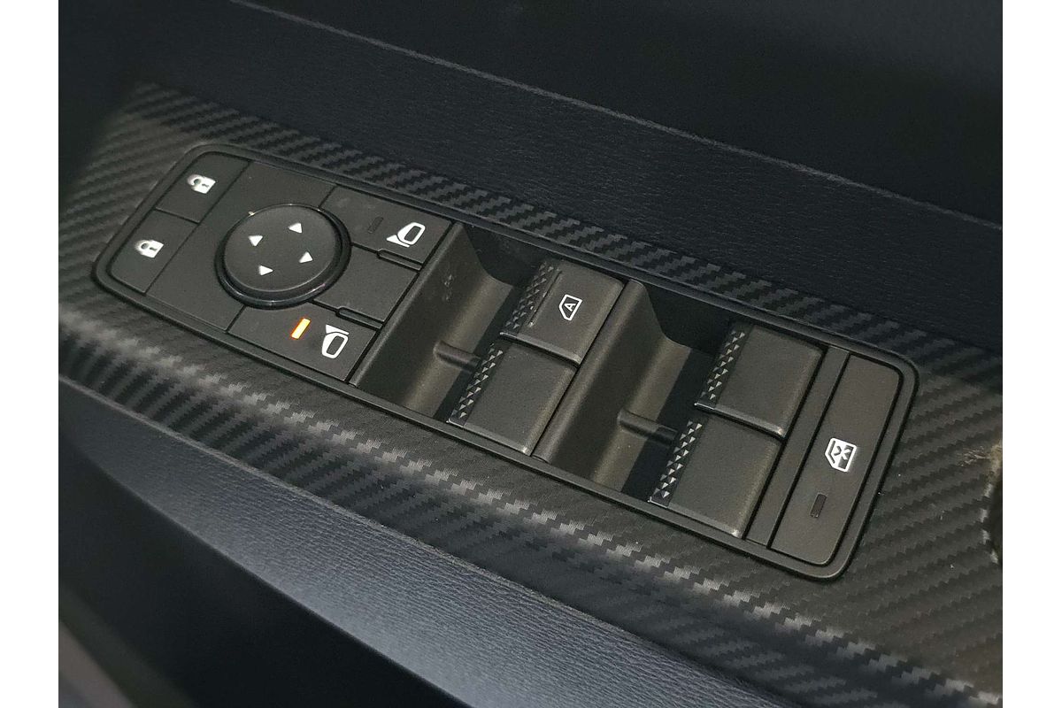 2025 Mitsubishi Triton GLX-R MV 4X4