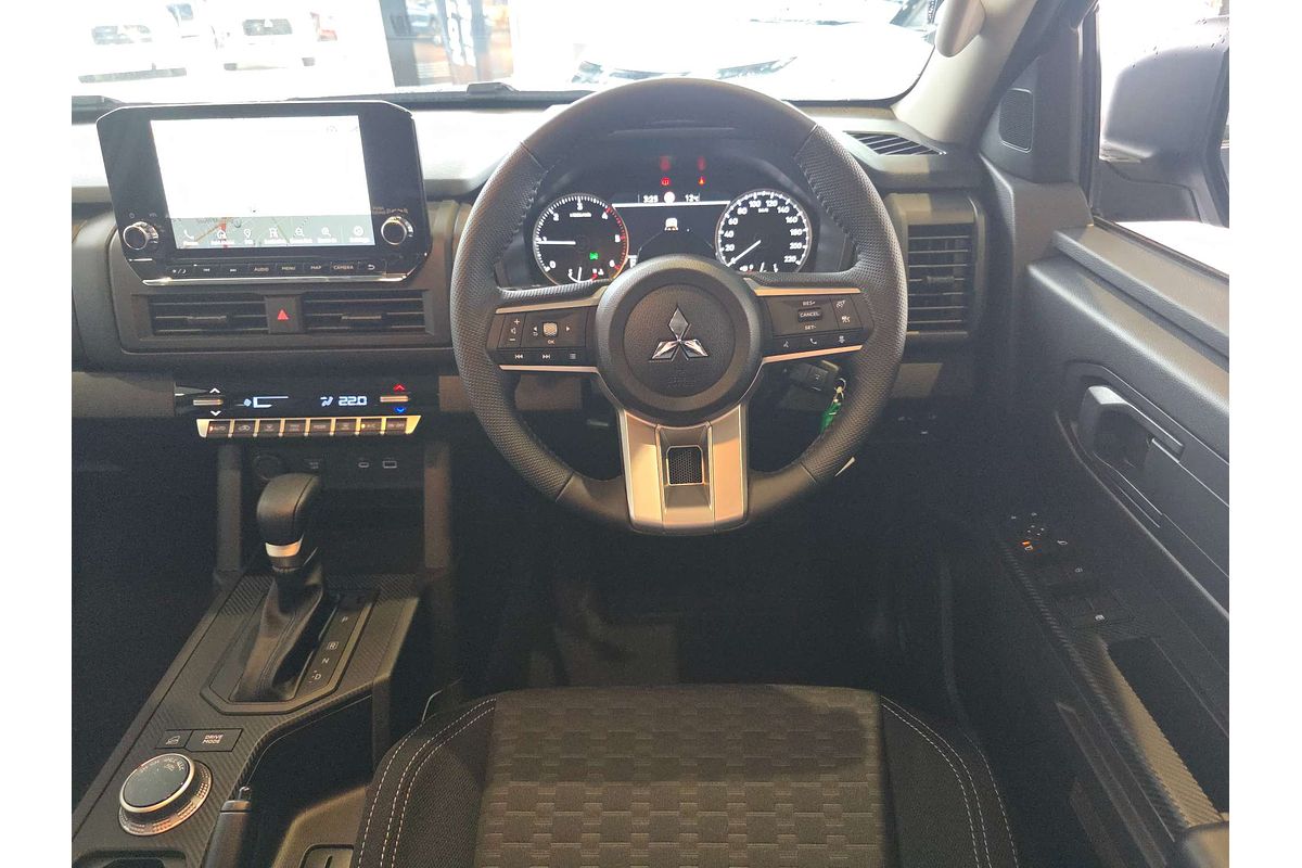 2025 Mitsubishi Triton GLX-R MV 4X4